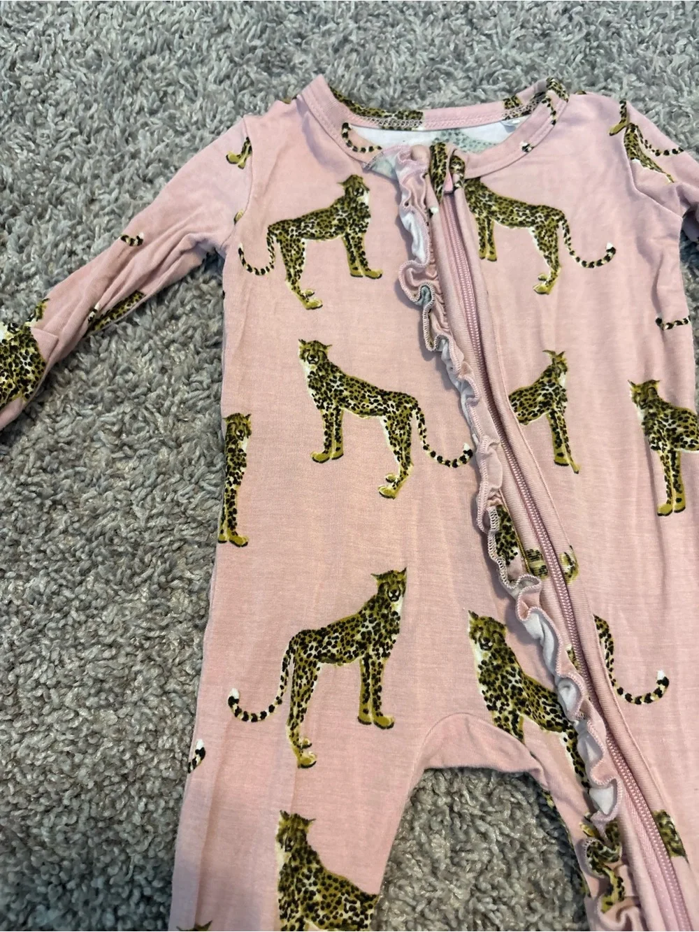 Posh Peanut Zippy // Newborn